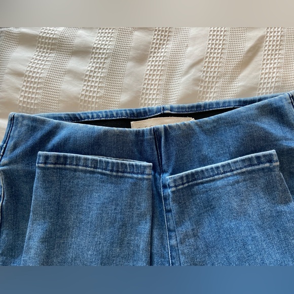 Soft Surroundings stretch pullon blue jeans distressed faded - Picture 13 of 16